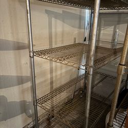 Welded shelve