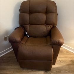 Golden Cloud + Lift Chair 