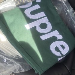 Supreme Sweats 