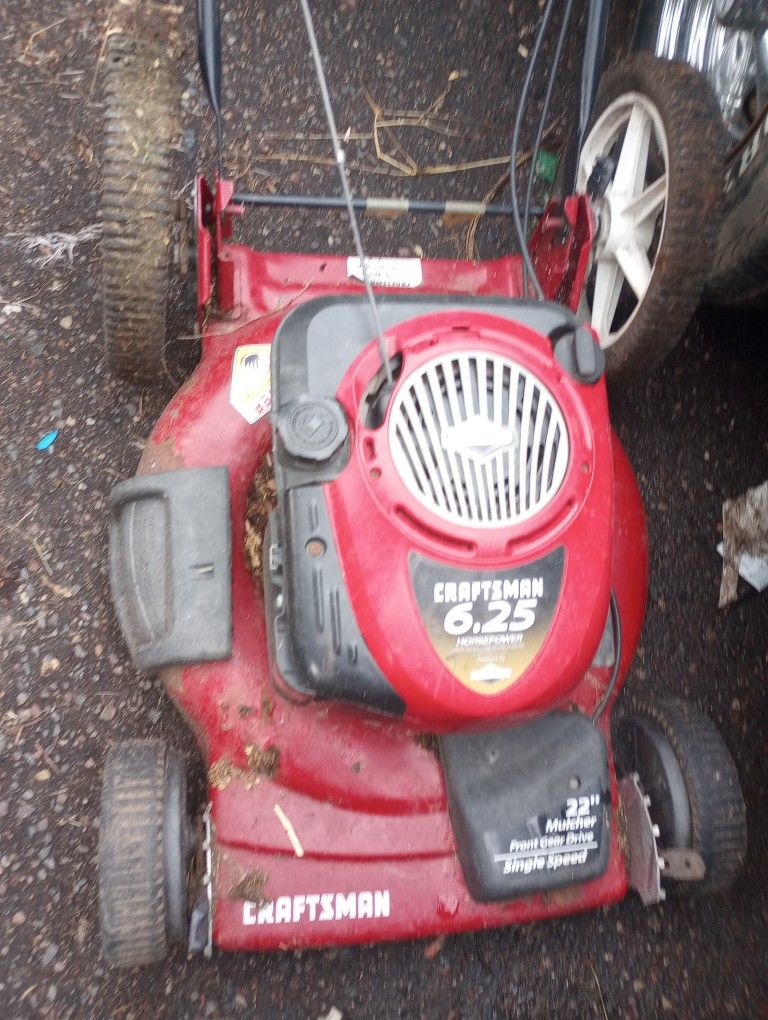 Craftsman Self-propelled Lawn Mower $99 Works Great