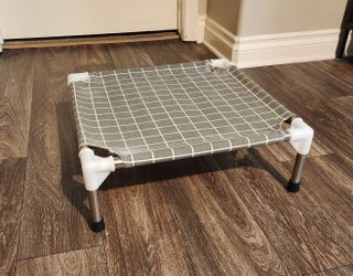 Elevated Raised Dog Bed – Mesh Pet Cot