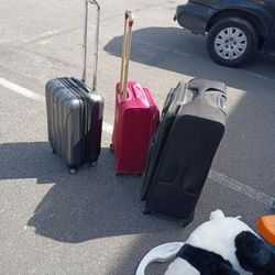 Suitcases Three Of Them $20 Each See Descriptions