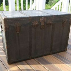 Large Biltrite Vintage Trunk