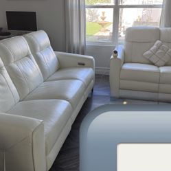 Drew & Jonathan Leather Power Reclining Sofa + Loveseat Set Great Condition  – USB Charging – Metal Legs