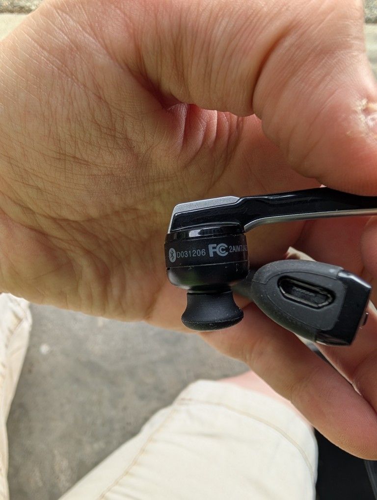 Bluefit Wireless Bluetooth Headset