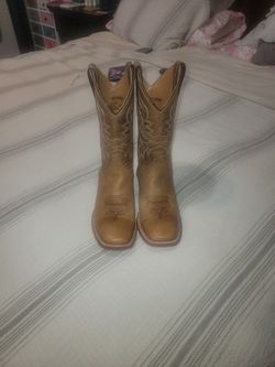 Woman 9 1/2 Shyanne Cowboy Boots