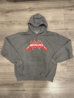 Metallica Red Lighting Logo Skull Graphic Hoodie Men’s Size Medium