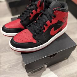 Jordan 1 Mid Bred 8.5