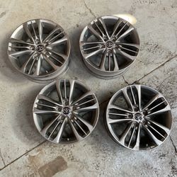 Set of 4 — 17″ Toyota Camry Aluminum Alloy Wheels
