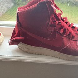SUEDE RED & WHITE