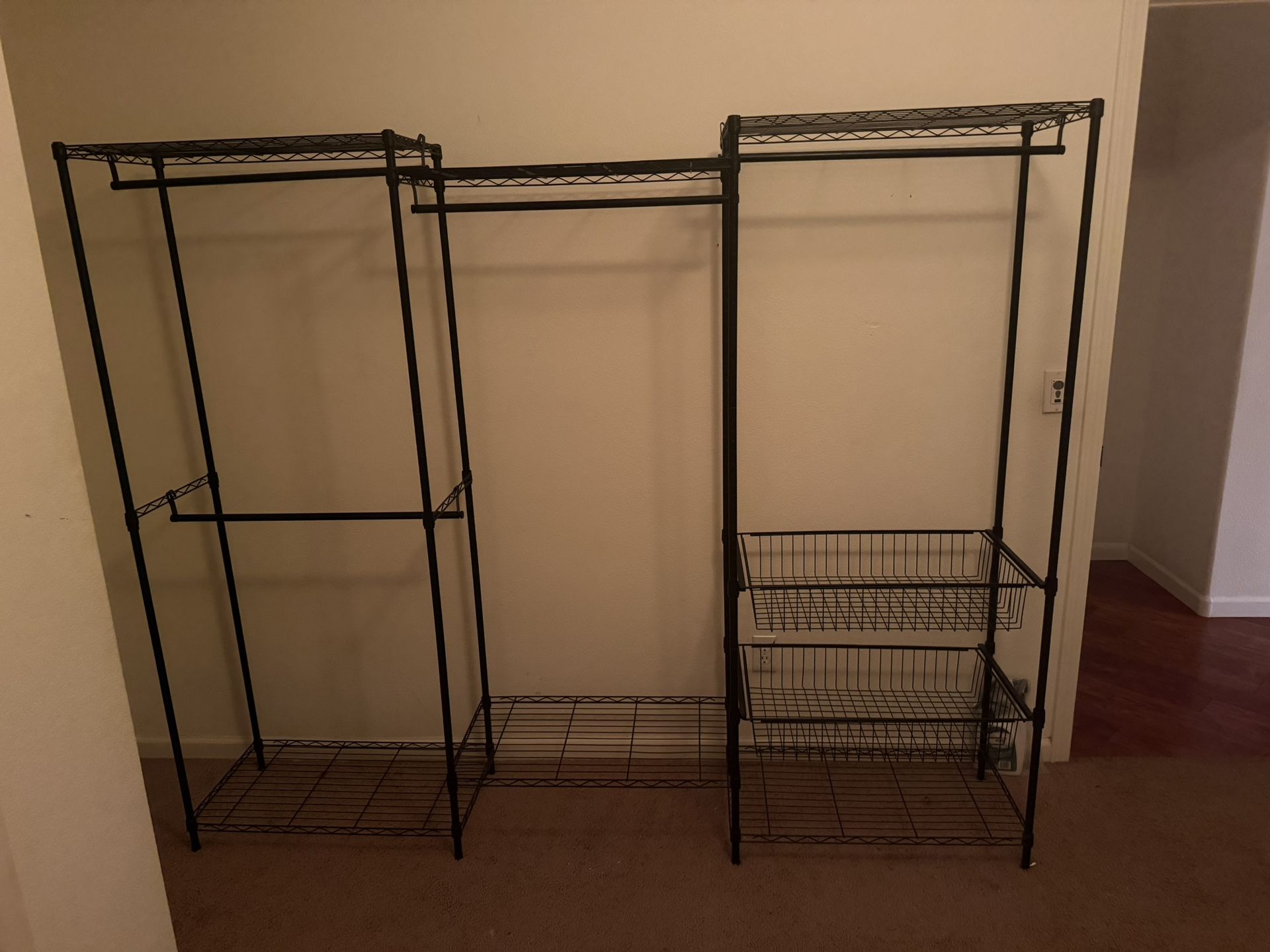 Garment Rack / External Closet Rack
