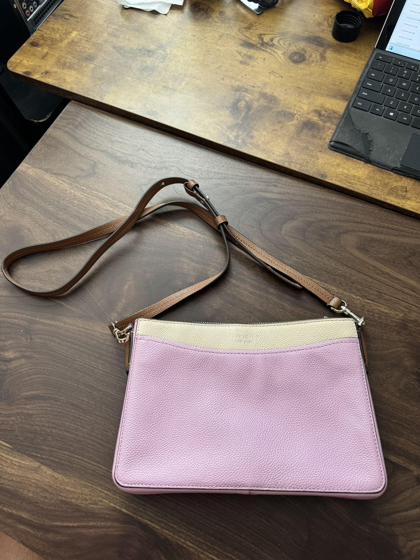 Kate Spade New York Women s Margaux Medium Convertible Crossbody like new Jewelry Accessories