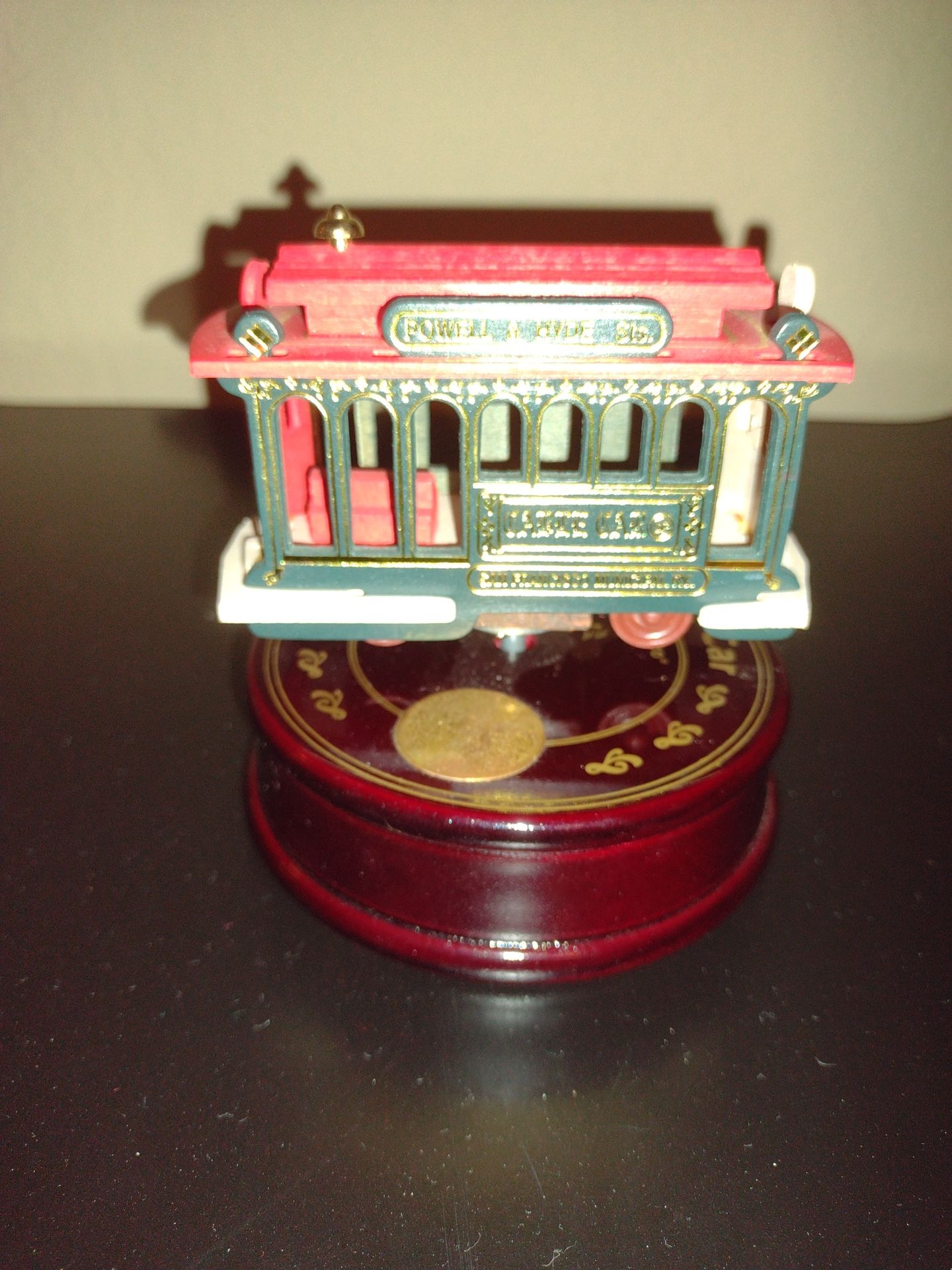 Vintage Cable Car Turn Table San Francisco California Music Box.