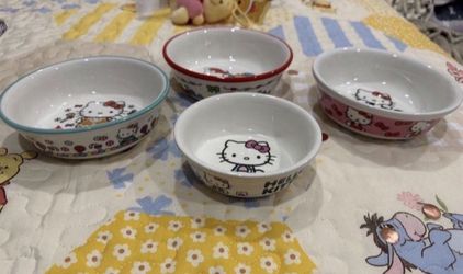 Hello Kitty Dog Bowls
