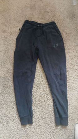 Black nike tech sweats