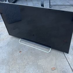 Sony Bravia  48in Flat Screen 