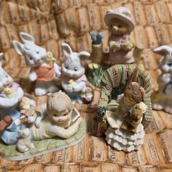 CERAMIC RABBITS AND Sandra Kuck's Lesestunde Teddy And Me Figurine