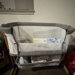 Ezebaby 3-in-1 Rocking Bassinet