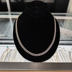 14k Gold Two Ton Necklace 17.6 Grams 22 Long Layway Available 10% Down If You Interested Please Make Sure You Ask For Maribel Thank You 