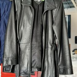 100% Leather Jacket Size M In Excellent Condition 