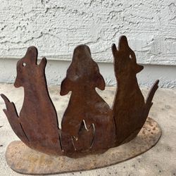 Rustic Brown Wrought Iron Metal Coyotes Luna Howling Southwestern SW Decor