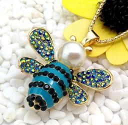 Beautiful! Betsey Johnson Crystal, Pearl, & Enamel Bee Charm w/Free Chain