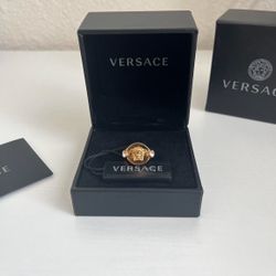 versace ring