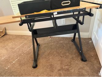 Art desk