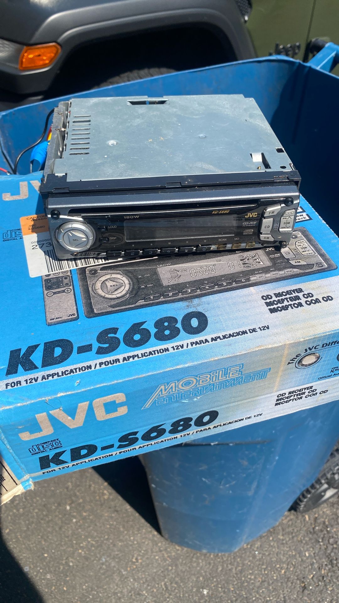 Car Stereo Jvc KD-S680 FREE