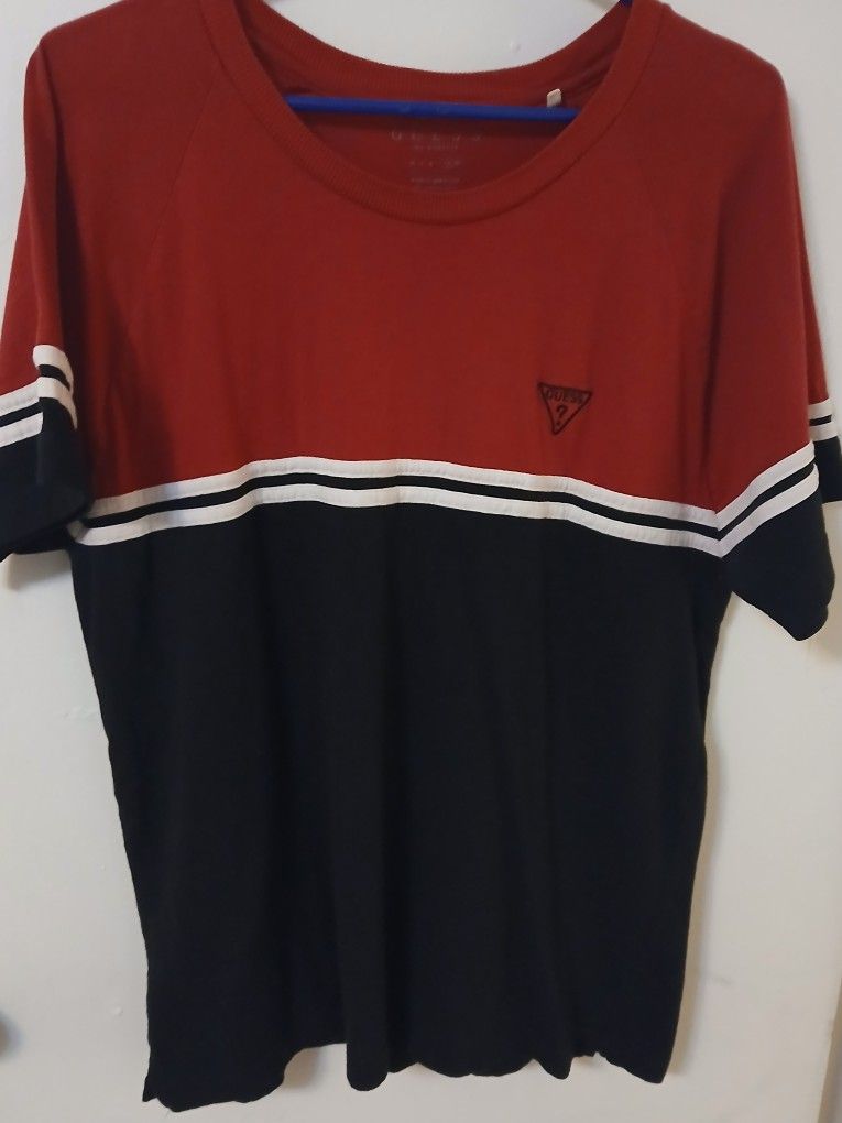 Guess T-shirt