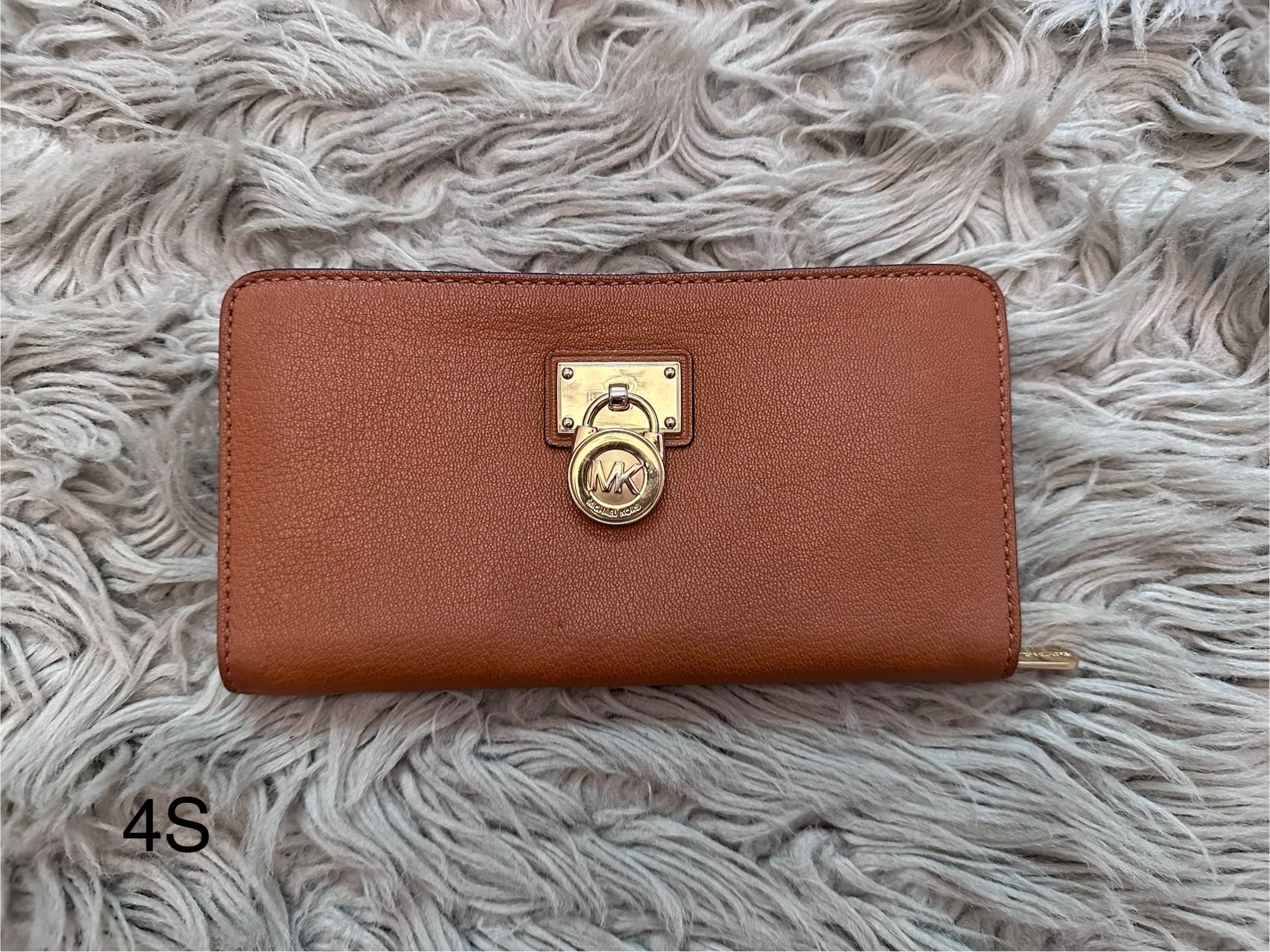 Micheal Kors Wallet
