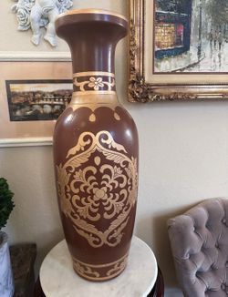 Brown Gold Gilded Chinese Porcelain Vase Etching Painted
