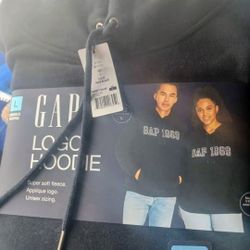 GAP Logo Hoodie - New, Black, Size Large, Super Soft Fleece, Applique Logo, Unisex Sizing, MSRP $59.95; Sell