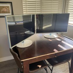 27” Samsung Free Standing Monitors