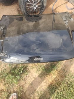 2024 Jeep Grand  Cheroque Cofre