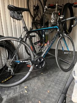 Road Bike Carbon Size Large (56)