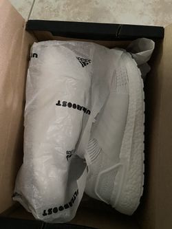 ADIDAS YEEZY ULTRABOOST RARE ICE CREAM