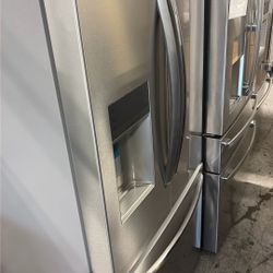 Frigidaire French Door Refrigerator 