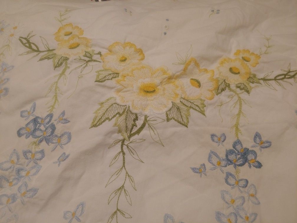 Beautiful embroidery Mattress Cover