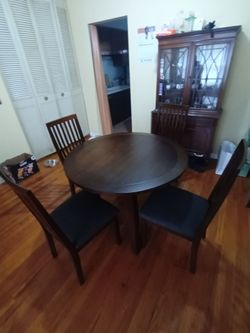 Room place  Table with chairs. $140