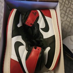 Air Jordan Retro 1s Chicago Sz12