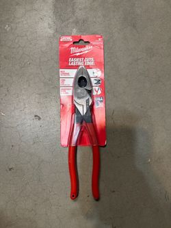 Milwaukee 9 in. Lineman's Pliers with Fish Tape Puller and Dipped Grip
