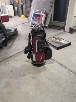 Golf Club Set And Carrier - Dunlop And Maxfli Mix, Great Condition