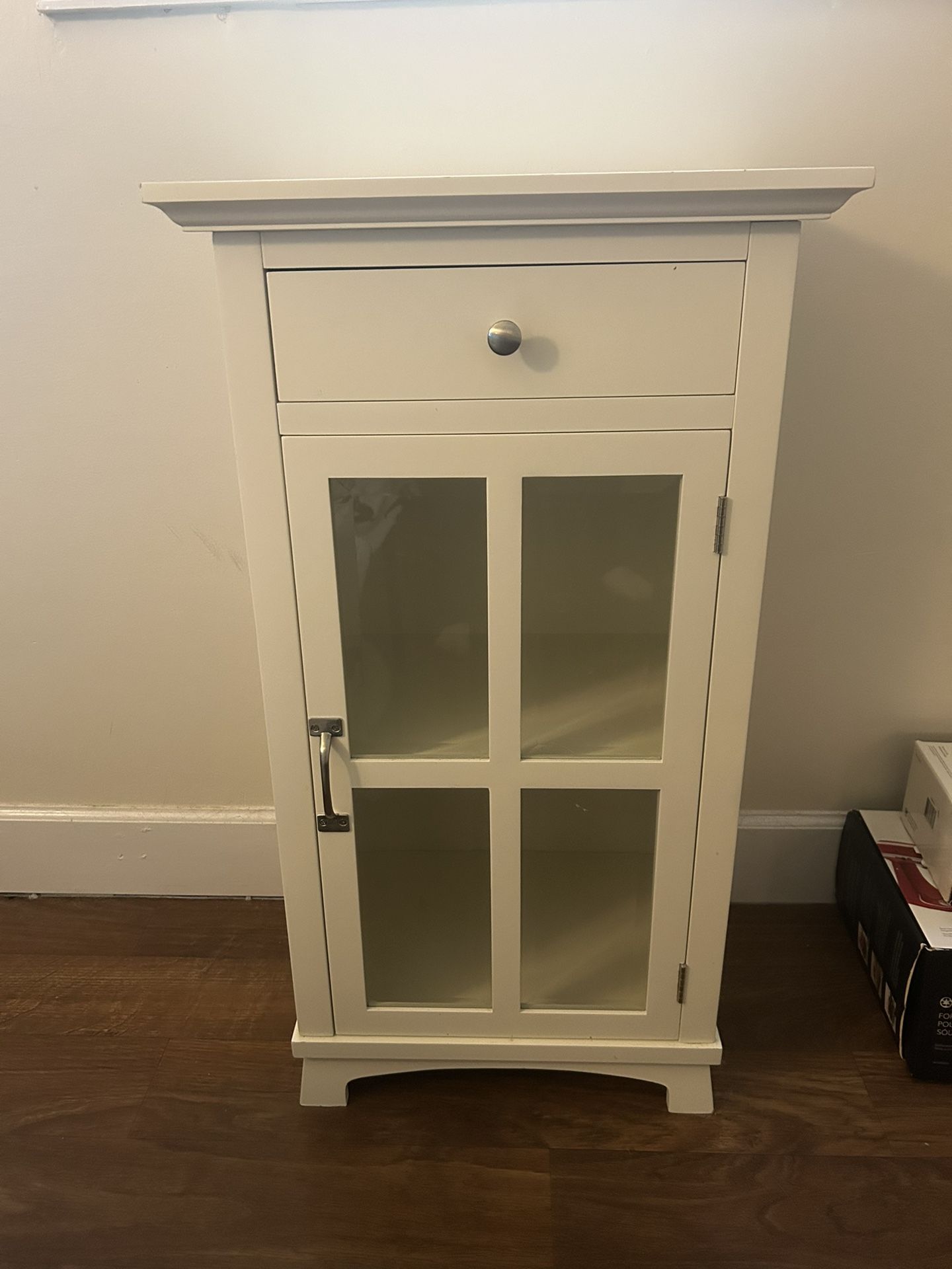 Glass Door Cabinet/shelf