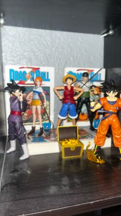 Action figures ✅shoot me a price ✅