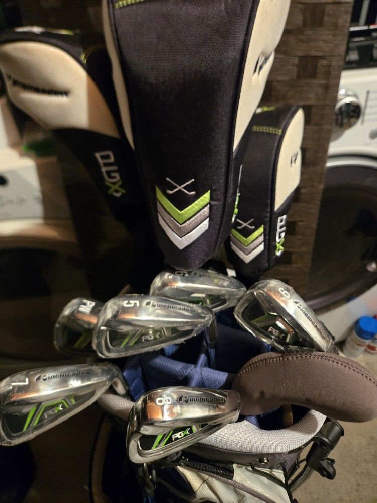 Golf Clubs PGX  Brand New Complete Set  With  Nike  Golf Bag
