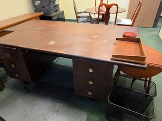Large wood desk used