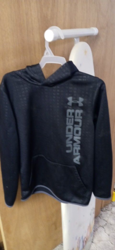 Boys Under Armor YM Hoodie Black