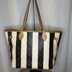 Authentic Limited Edition Louis Vuitton Raptures Bag