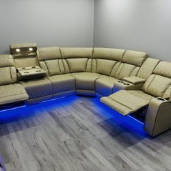 FREE DELIVERY 🚚 AND INSTALLATION - BRAND NEW 🆕 IN 📦 BEIGE LEATHER POWER RECLINER 3-PCs SECTIONAL